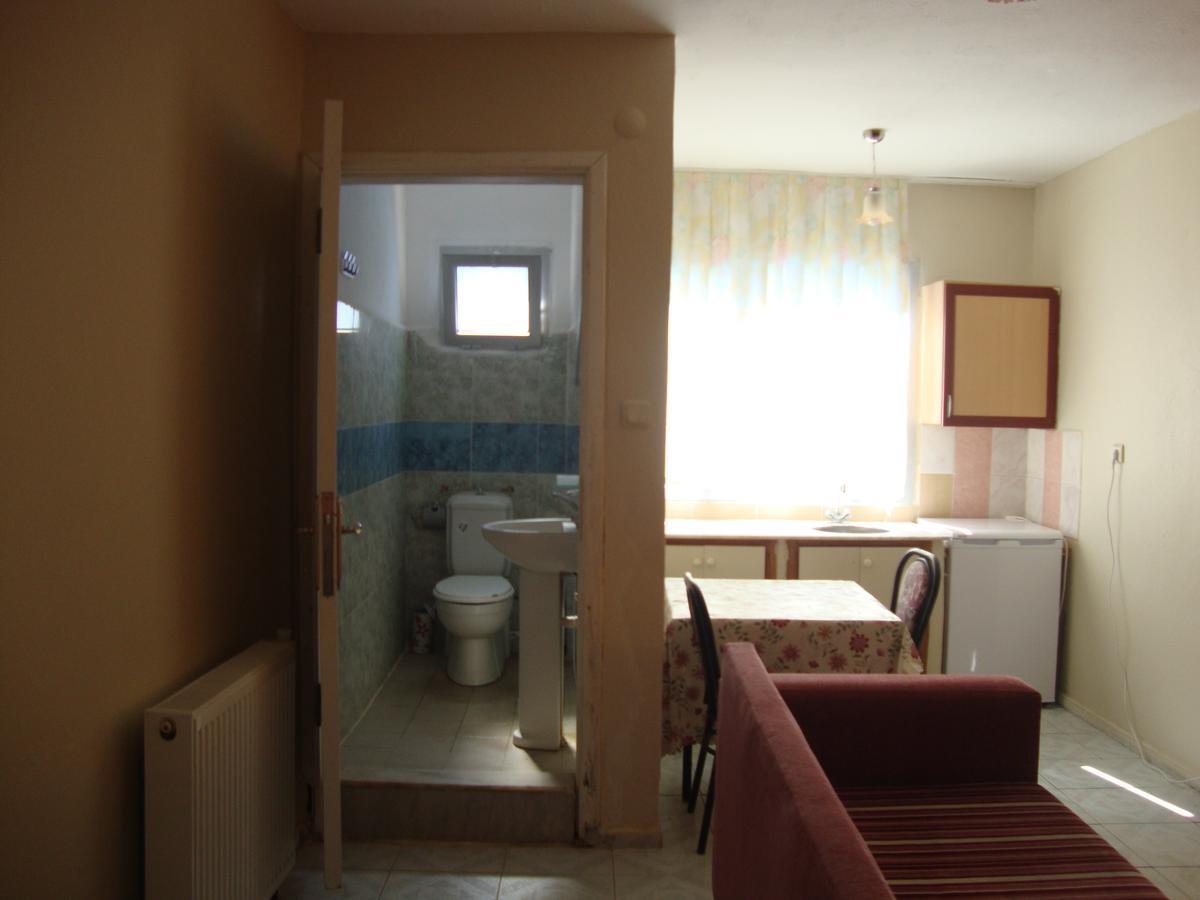 Degerli Motel เซเฟริฮิซาร์ ห้อง รูปภาพ