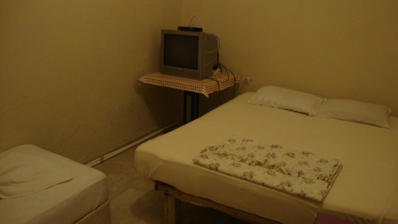 Degerli Motel เซเฟริฮิซาร์ ภายนอก รูปภาพ